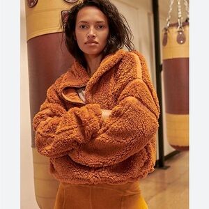 Free people Women's Cozy Sherpa Jacket size M